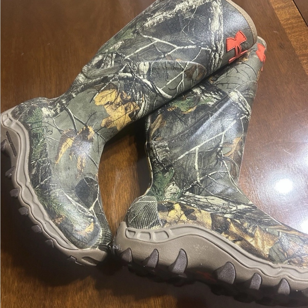 Women’s Camo Waterproof Boots
